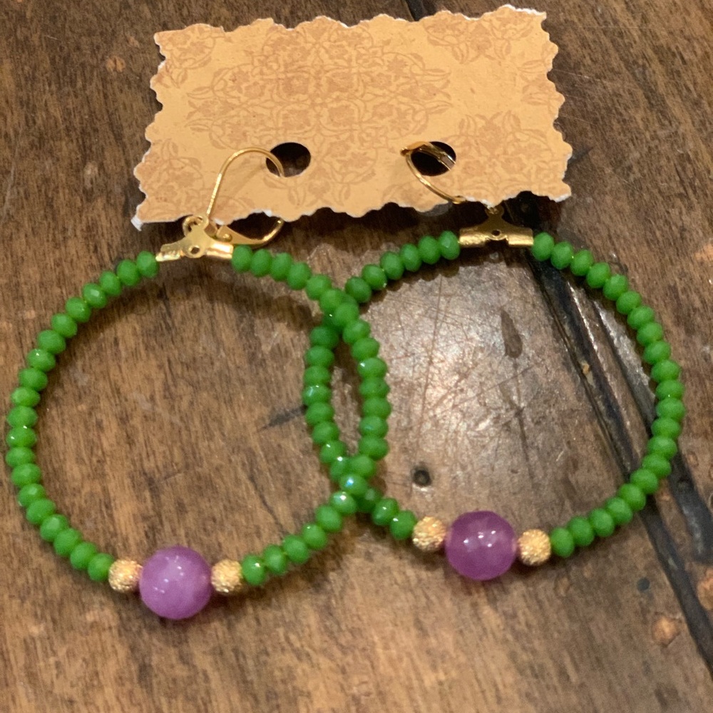 Beaded Mardi Gras Earrings 💜💚💛